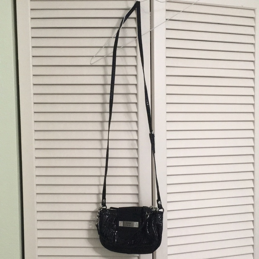 Guess crossbody bag convertible clutch